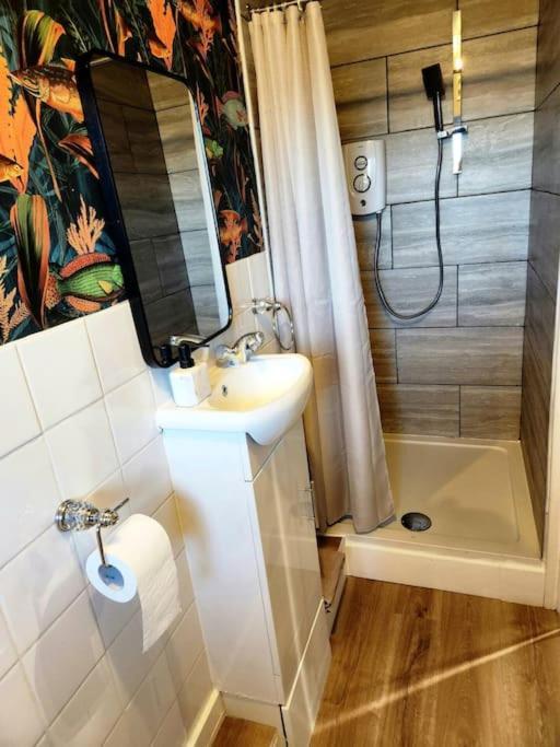 Cosy Hideaway In Nottingham Apartment Ngoại thất bức ảnh